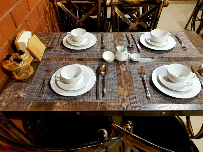 Food & Drinks 5, Usadba 50 Hotel, Irkutskiy rayon