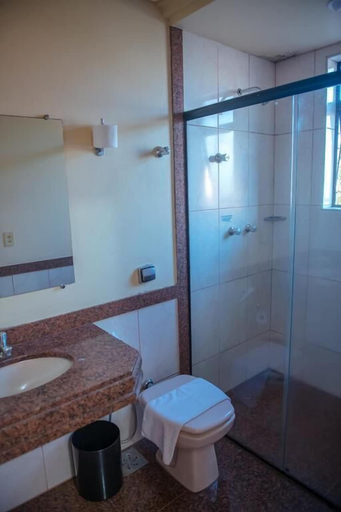 Bathroom 4, Stalo Hotel, Piui