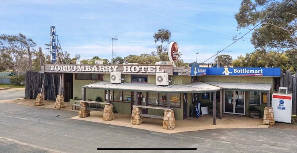Exterior & Views 2, Torrumbarry Motel, Campaspe - Rochester