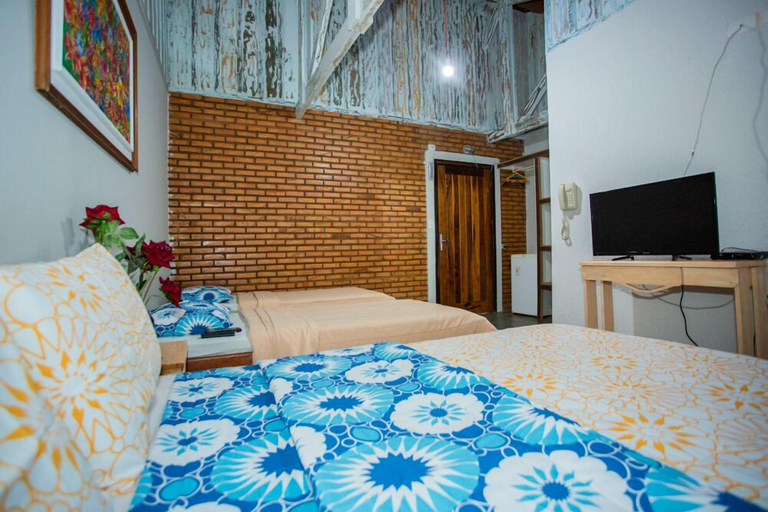 Bedroom 2, Cliv Sol, Iepê