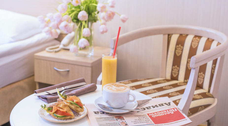 Food & Drinks 5, Bristol Hotel, Sankt-Peterburg gorsovet