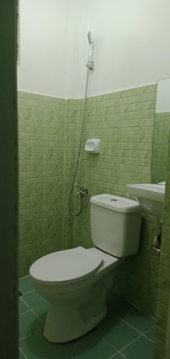 Bathroom 3, Echague Place, Busuanga