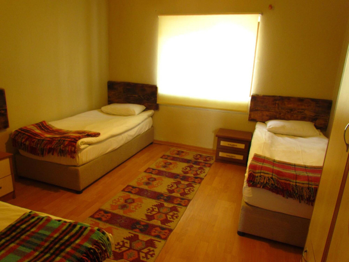 Bedroom 3, Amazon Antique, Selçuk