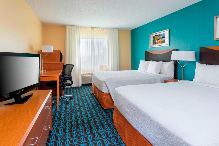 Bedroom 2, Fairfield Inn & Suites by Marriott Tyler, Smith
