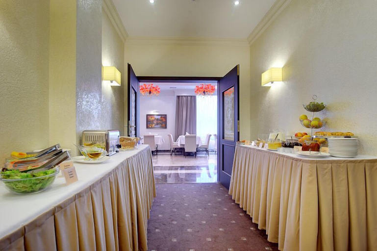 Food & Drinks 5, Optima Collection Troitska, Dnipropetrovs'ka