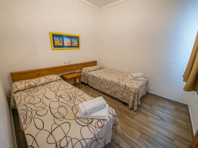 Bedroom 5, Apartaments AR Muntanya Mar, Girona