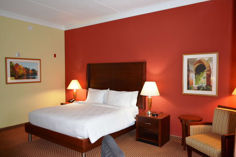 Bedroom 3, Hilton Garden Inn Houston West Katy, Houston