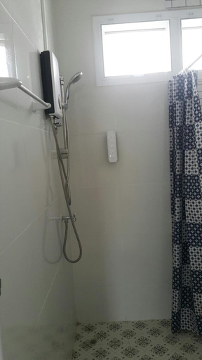 Bathroom 5, Patchy&PPraw Family, Muang Ubon Ratchatani
