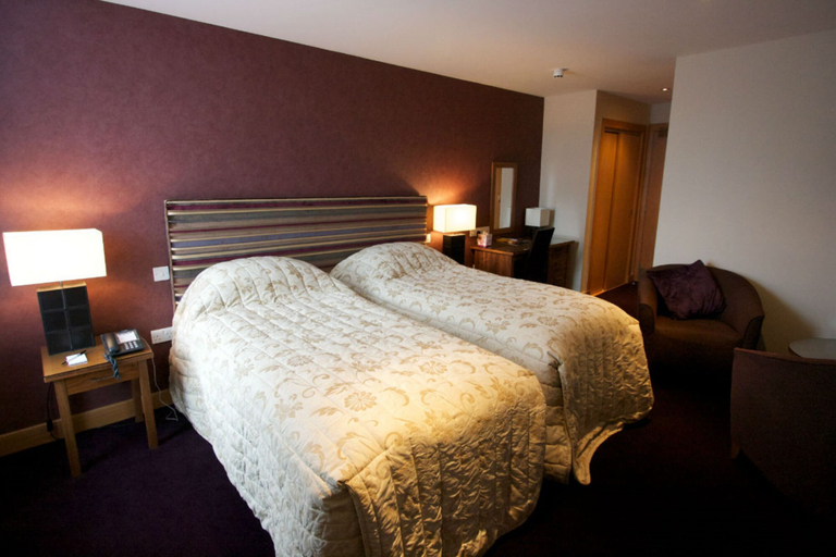 Bedroom 3, Albert Hotel, Orkney Islands