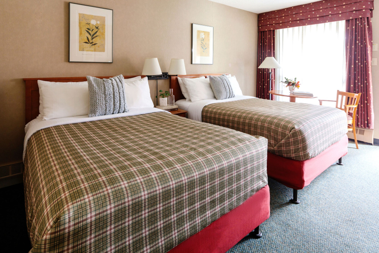 Bedroom 3, Marmot Lodge, Division No. 15