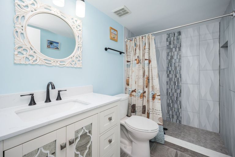 Bathroom 5, Ocean Villas 38, Saint Johns