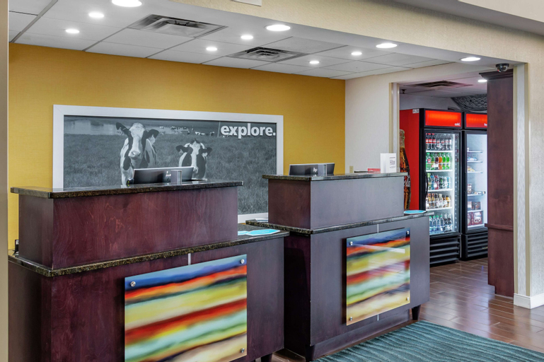 Public Area, Hampton Inn Adel, Cook