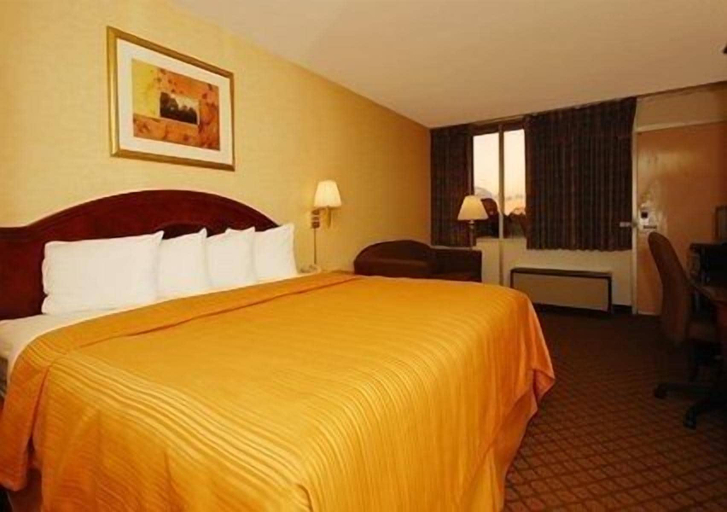 Bedroom 3, Quality Inn Shenandoah Valley, Shenandoah