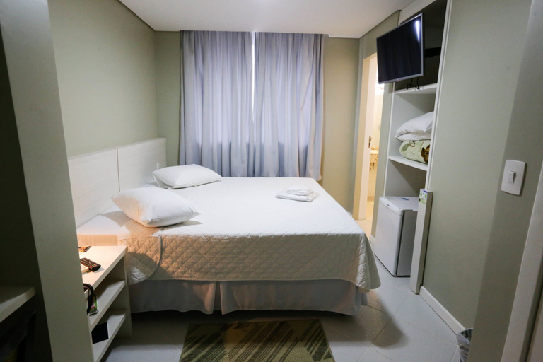 Bedroom 4, Hotel Emacite Flex, Mafra