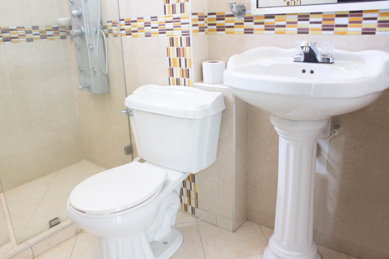 Bathroom 4, MásHoteles AstraSuite 427, Cartagena de Indias