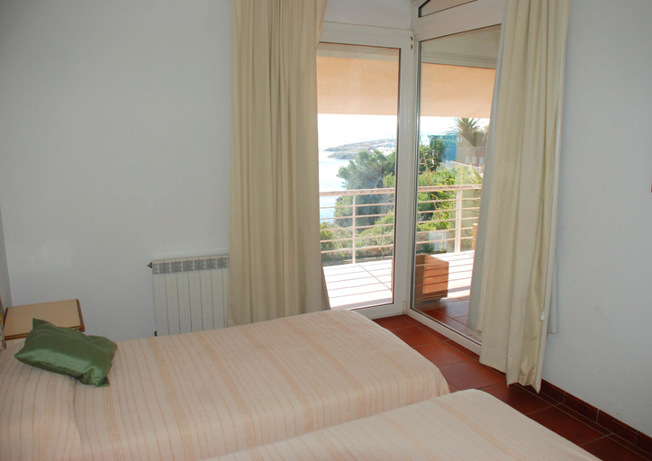 Bedroom 3, Villa Mestral, Tarragona