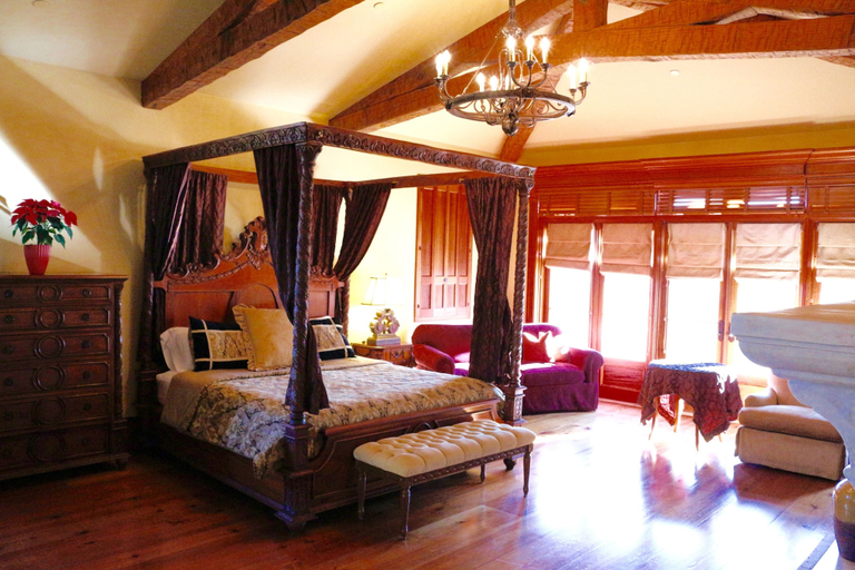 Bedroom 3, CaliPaso Winery, San Luis Obispo