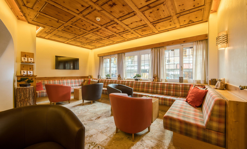 Others 4, Hotel Derby, Visp