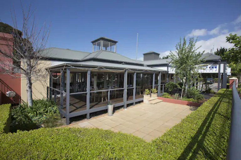 Exterior & Views 2, Mandala Signature Berry, Shoalhaven - Pt B