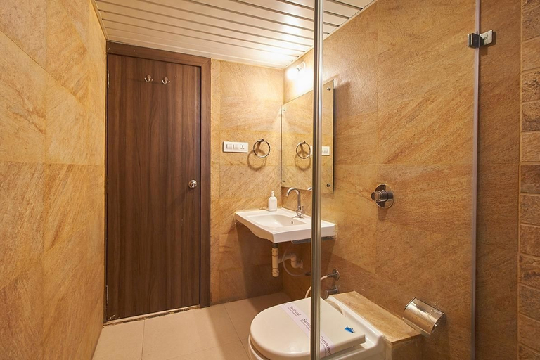 Bathroom 5, The Evergrand Palace, Rajkot