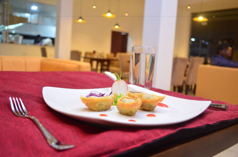 Food & Drinks 5, Ripon Grand Hill, Nuwara Eliya