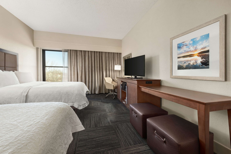 Bedroom 3, Hampton Inn Lawrence, Douglas