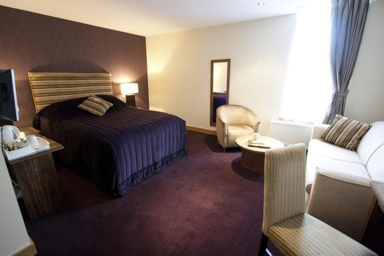 Bedroom 3, Albert Hotel, Orkney Islands
