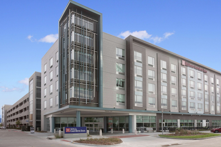 Exterior & Views 2, Hilton Garden Inn Omaha Aksarben Village, Douglas