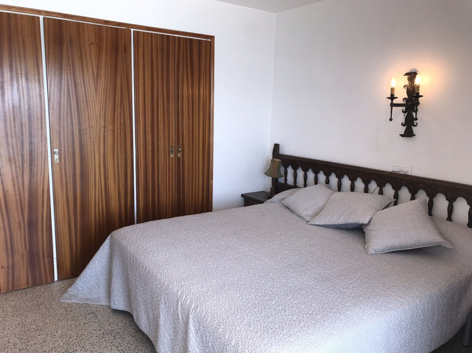 Bedroom 2, Apartamento Europalace 84, Girona