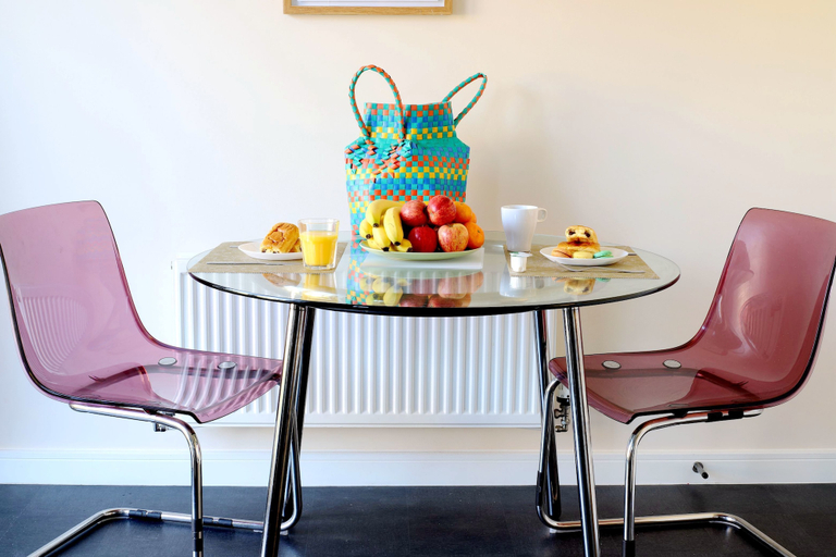 Food & Drinks, Birmingham Airport/NEC Beauty Homebase, Solihull