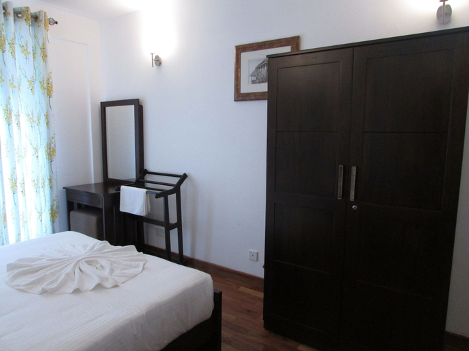 Room 3, Floriden Apartments, Nuwara Eliya