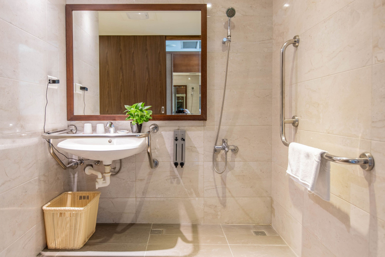 Bathroom 3, Jia Hsin Garden Hotel, Tainan