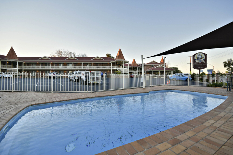 Sport & Beauty 3, Abel Tasman Motor Inn, Dubbo - Pt A