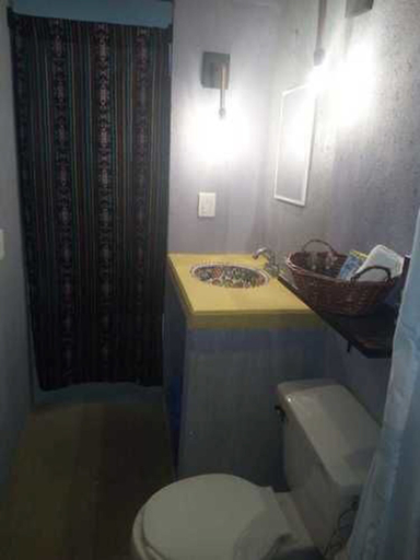 Bathroom, Oceano y Luna Condos, Dist. Pochutla