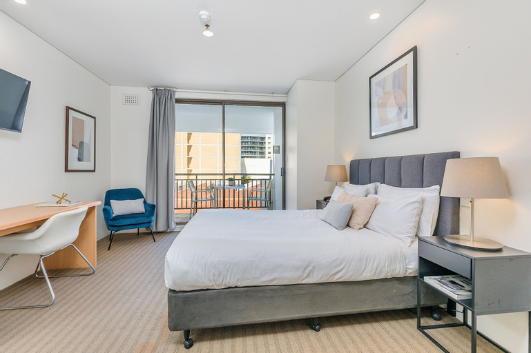 Bedroom 1, All Suites Perth, Perth