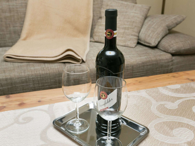 Food & Drinks, Modern Apartment in Mastershausen near the Forest, Rhein-Hunsrück-Kreis