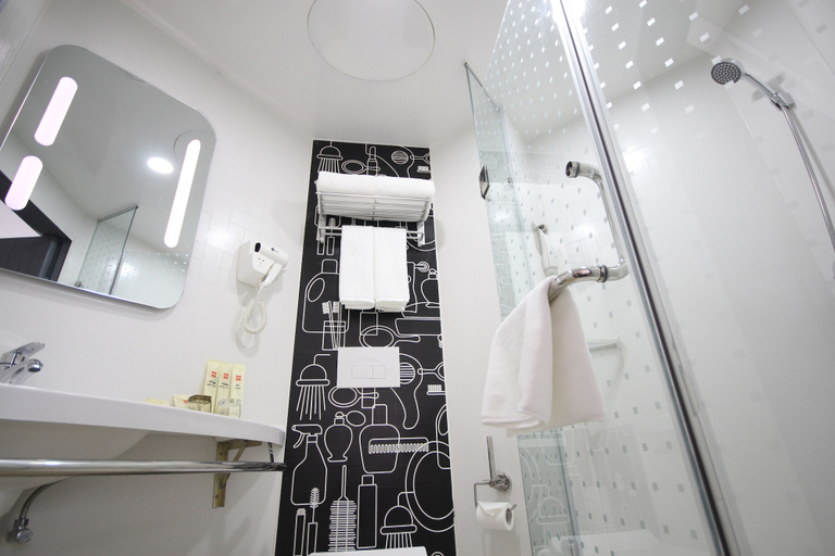 Bathroom, ibis Daqing Haofang, Daqing