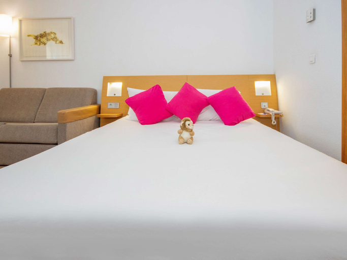 Bedroom 4, Novotel Tunis, Bab Bhar