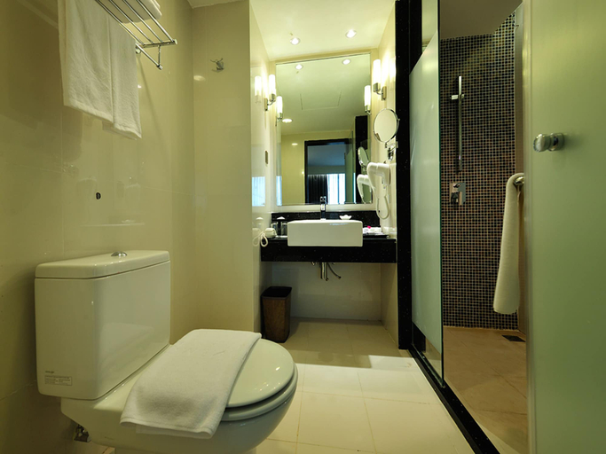 Bathroom 5, Ming Garden Hotel, Kota Kinabalu