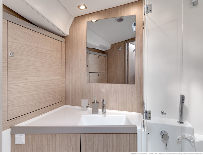 Bathroom, Discover Sailing Asia - Hong Kong, New Territories