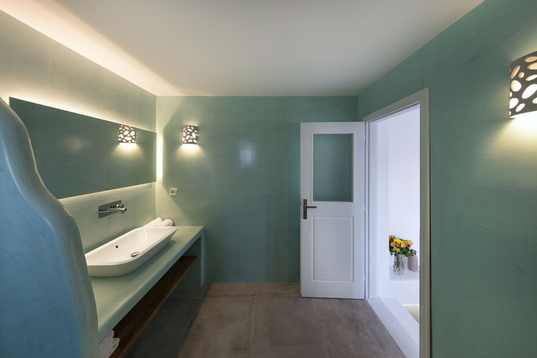 Bathroom 5, San Martino cave villas, South Aegean