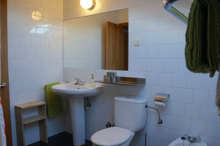 Bathroom 3, Apartamentos La Collada, Asturias