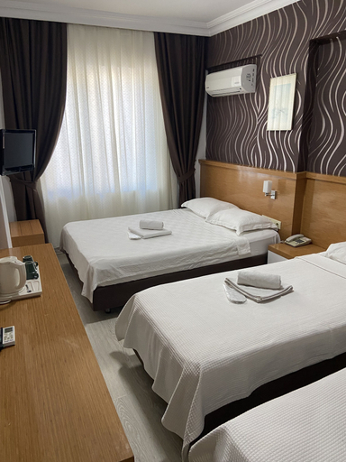 Bedroom 3, Serenity Suit Hotel, Antalya