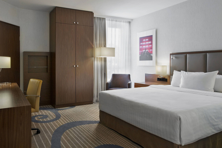 Bedroom 4, Courtyard by Marriott Wiesbaden-Nordenstadt, Wiesbaden