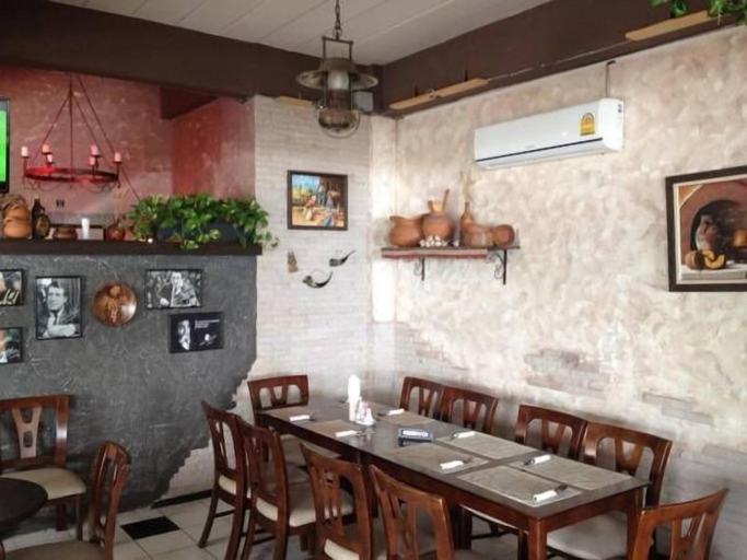 Food & Drinks, Seaview, Pattaya