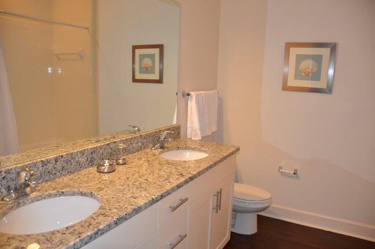 Bathroom, Lucaya 3 Bedrooms 2 Bathrooms Townhome With Free Wifi, Osceola