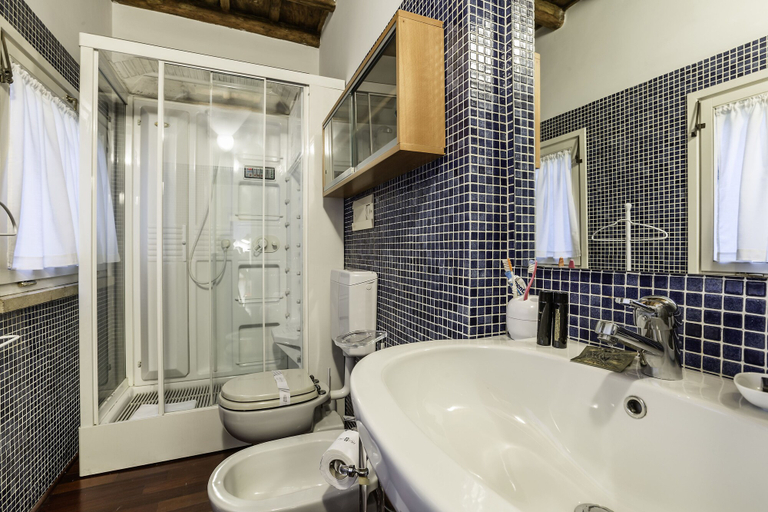 Bathroom 5, Luxury Flat in the Center of Rome, Roma