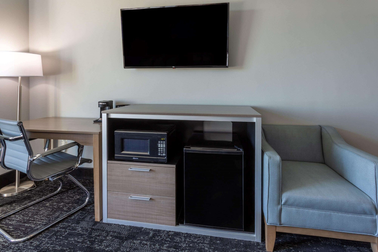 Others 5, Baymont Inn & Suites by Wyndham Madison, Dane