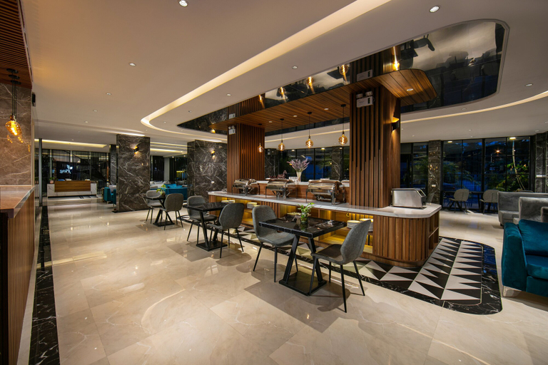 Food & Drinks 5, Hanoi Ping Luxury Hotel, Từ Liêm