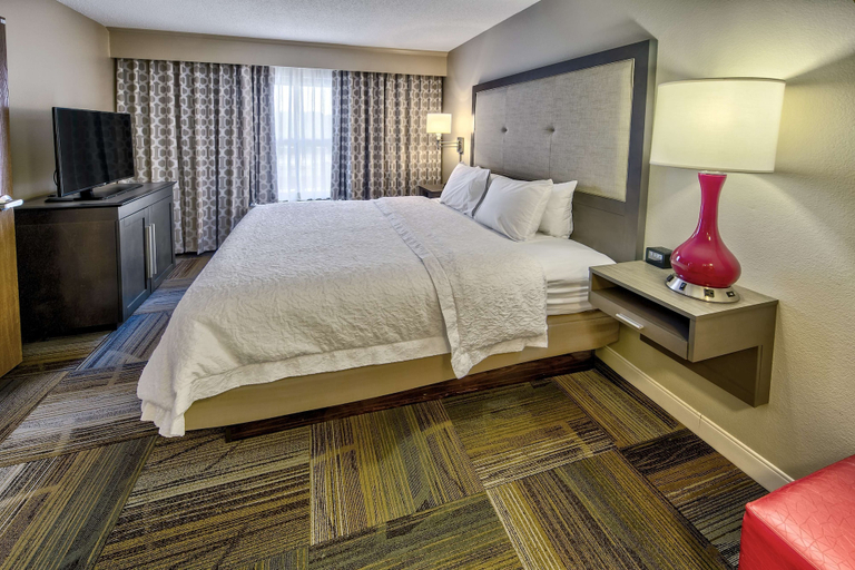 Bedroom 3, Hampton Inn & Suites Memphis-Wolfchase Galleria, Shelby